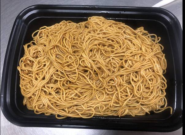 Stir fry Plain Lo Mein noodle 两个剩炒面